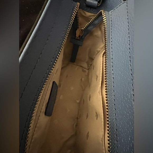 Kate Spade small purse with long adjustable strap, nwot - Picture 4 of 5